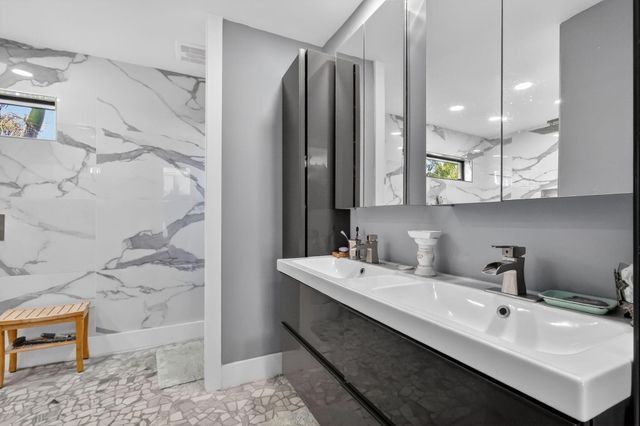 3876 NW 8th Street, Delray Beach, FL 33445