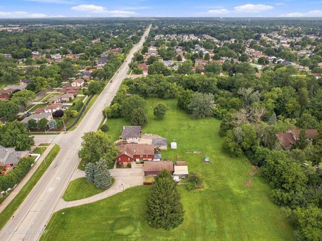 1406 83rd Street, Downers Grove, IL 60516