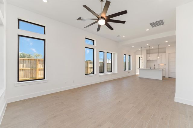 6623 Canary Knoll Court, Richmond, TX 77469