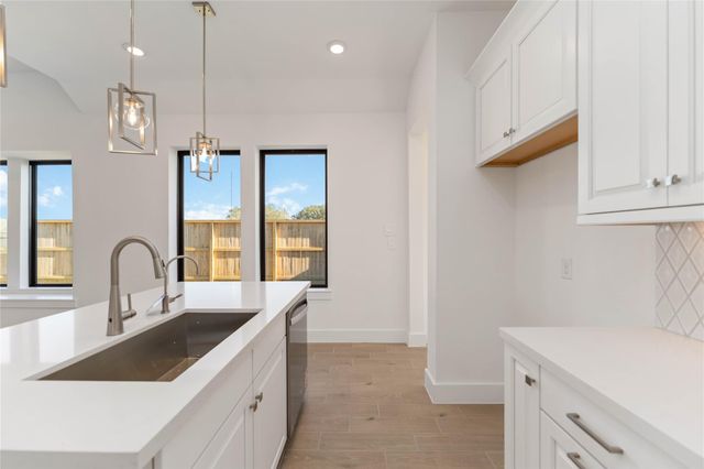 6623 Canary Knoll Court, Richmond, TX 77469