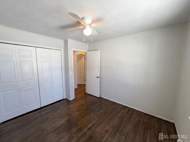 47 Brandywine Circle, Piscataway, NJ 08854