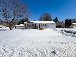 47 Brandywine Circle, Piscataway, NJ 08854