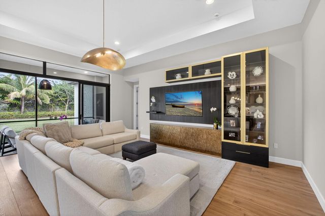 11104 Glen Orchard Lane, Boynton Beach, FL 33473