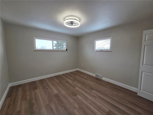 265 N Duffy Rd, Twp Of But Nw, PA 16001