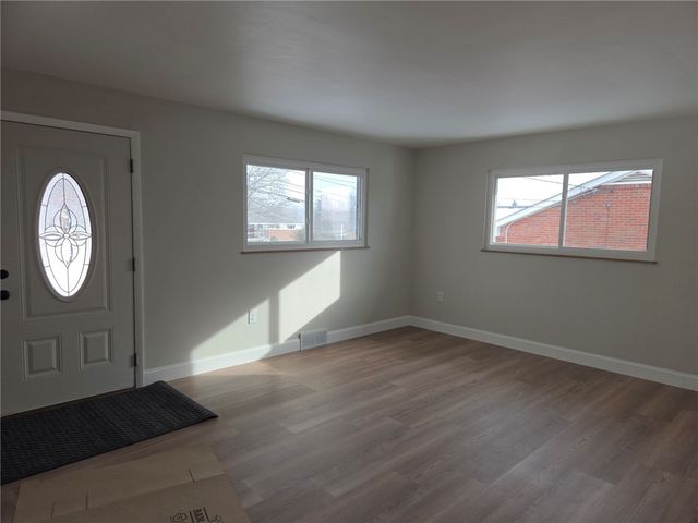 265 N Duffy Rd, Twp Of But Nw, PA 16001