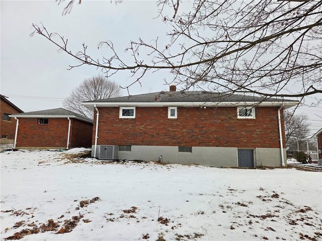 265 N Duffy Rd, Twp Of But Nw, PA 16001