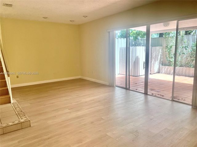 6853 SW 89th Ter, Pinecrest, FL 33156