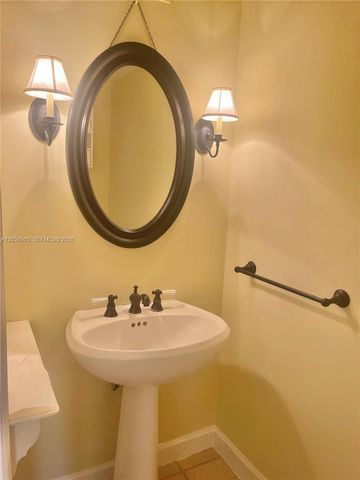6853 SW 89th Ter, Pinecrest, FL 33156