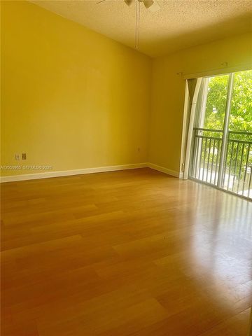 6853 SW 89th Ter, Pinecrest, FL 33156