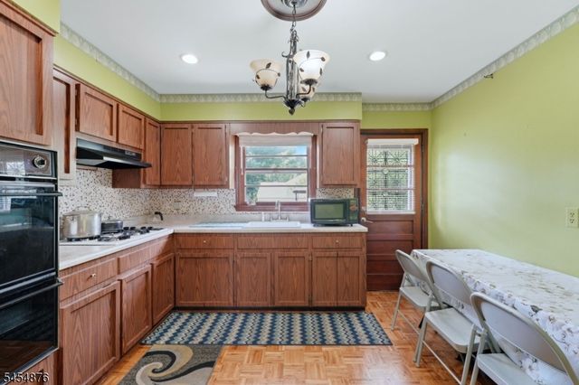 17 Petty Ave, East Brunswick Twp., NJ 08816
