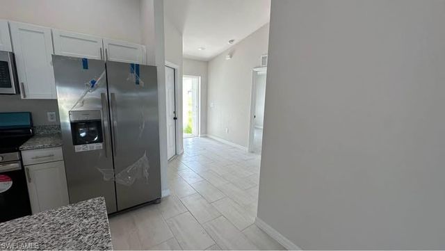 606 SE 8th ST, Cape Coral, FL 33990