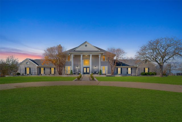 13913 S Fm 372, Valley View, TX 76272