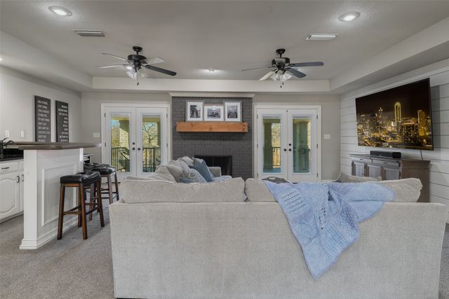 13913 S Fm 372, Valley View, TX 76272
