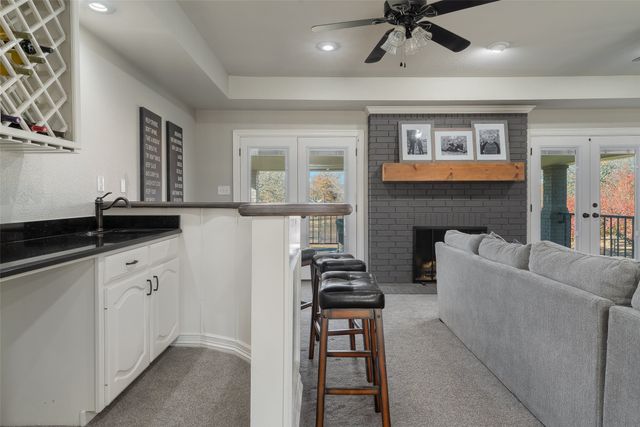 13913 S Fm 372, Valley View, TX 76272