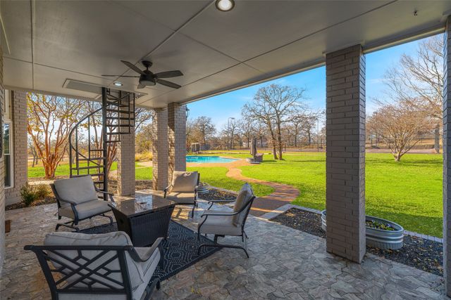 13913 S Fm 372, Valley View, TX 76272