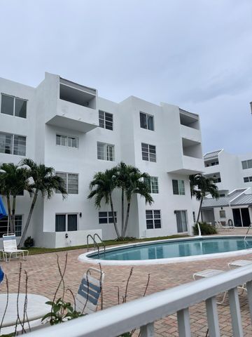 2840 NE 14TH ST Causeway 203A, Pompano Beach, FL 33062