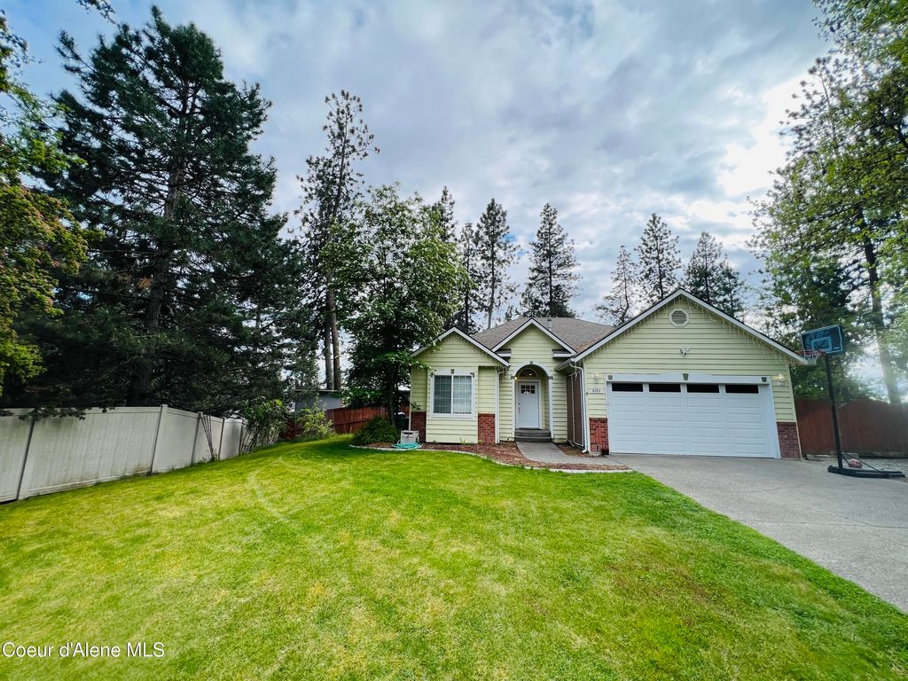 8351 N AUDUBON DR, Hayden, ID 83835