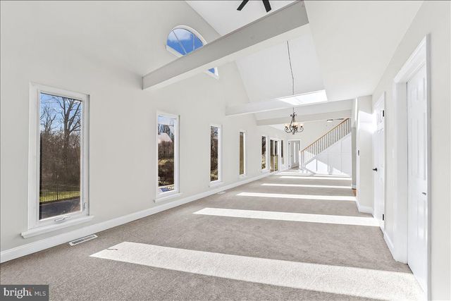 302 MANOR DR, Kennett Square, PA 19348