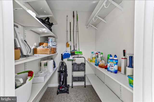 302 MANOR DR, Kennett Square, PA 19348