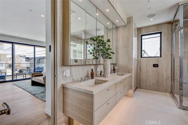 315 25th, Manhattan Beach, CA 90266