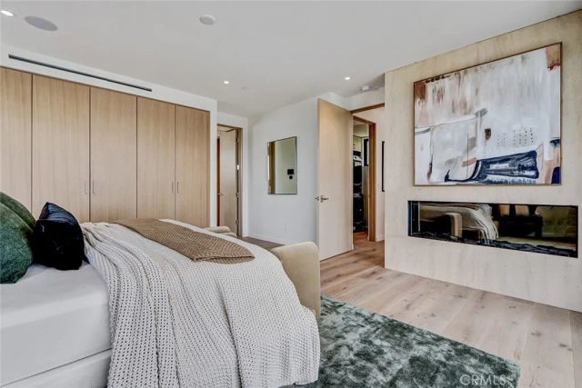 315 25th, Manhattan Beach, CA 90266