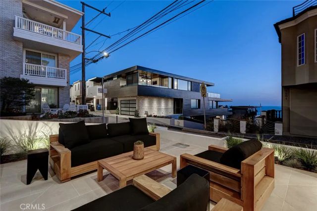 315 25th, Manhattan Beach, CA 90266
