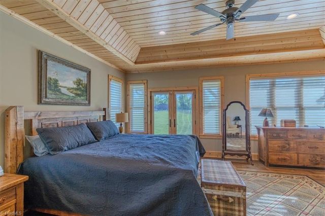 1083 Union Community Road, Thurmond, NC 28683