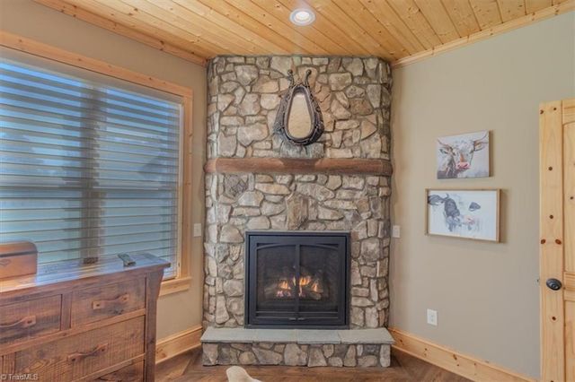 1083 Union Community Road, Thurmond, NC 28683