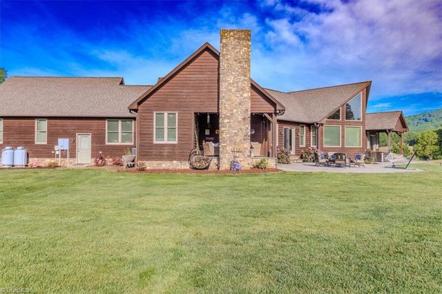 1083 Union Community Road, Thurmond, NC 28683