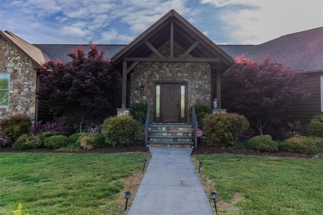 1083 Union Community Road, Thurmond, NC 28683