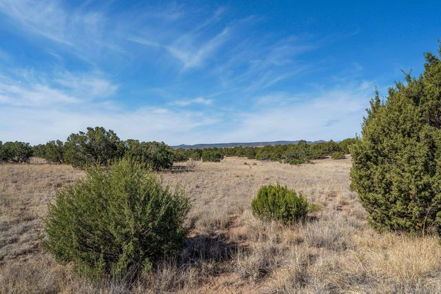 37 Picacho Peak Drive, Santa Fe, NM 87506