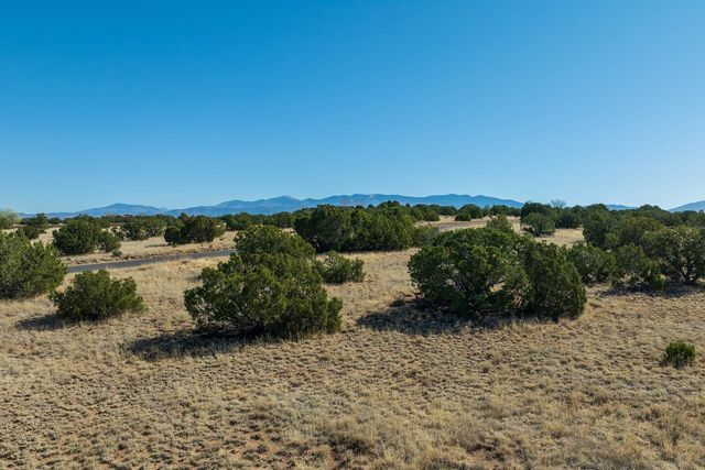 37 Picacho Peak Drive, Santa Fe, NM 87506
