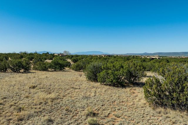 37 Picacho Peak Drive, Santa Fe, NM 87506