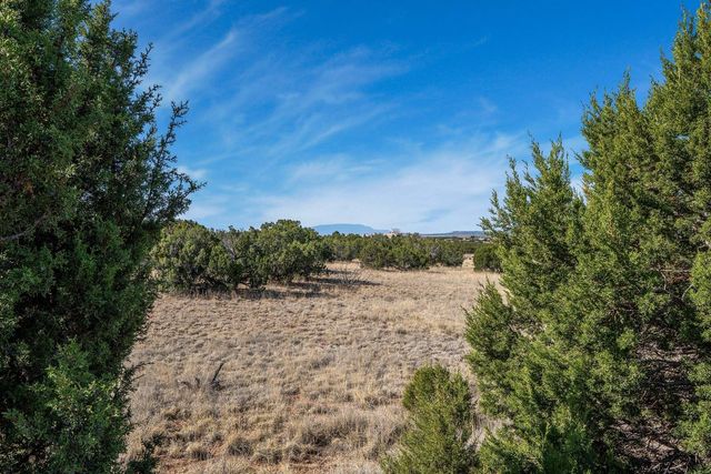 37 Picacho Peak Drive, Santa Fe, NM 87506