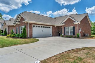 7112 Maddenwood Lane, Hermitage, TN 37076