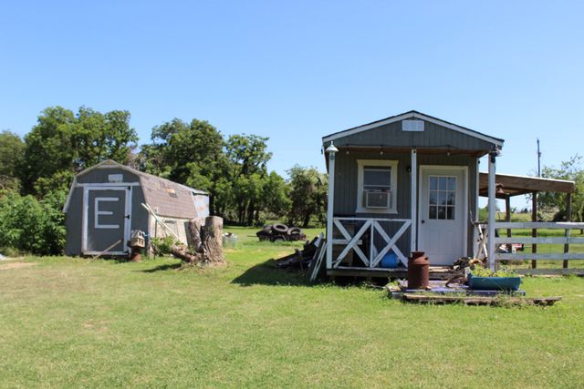 118 Rommel Court, Springtown, TX 76082