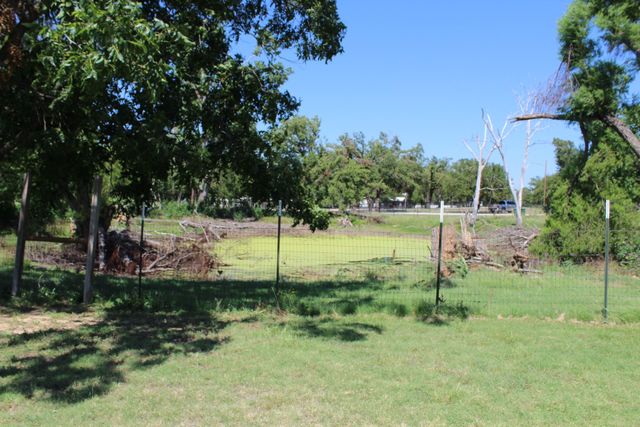 118 Rommel Court, Springtown, TX 76082
