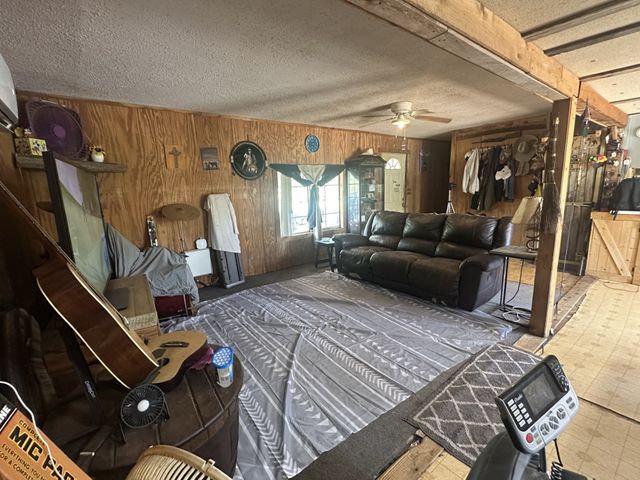 118 Rommel Court, Springtown, TX 76082