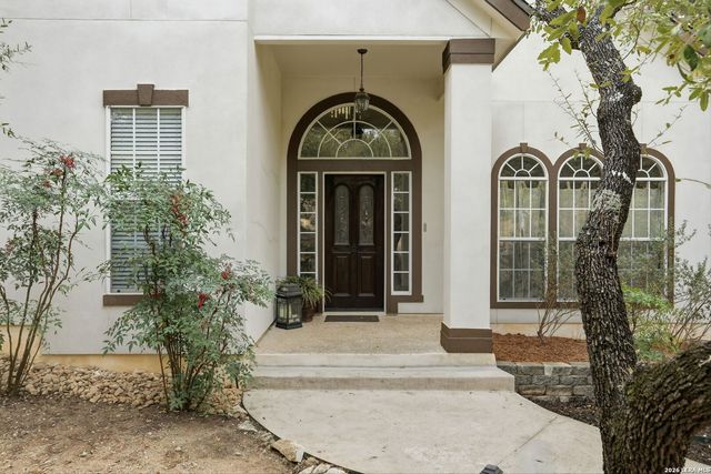 8218 PLUM VALLEY DR, San Antonio, TX 78255