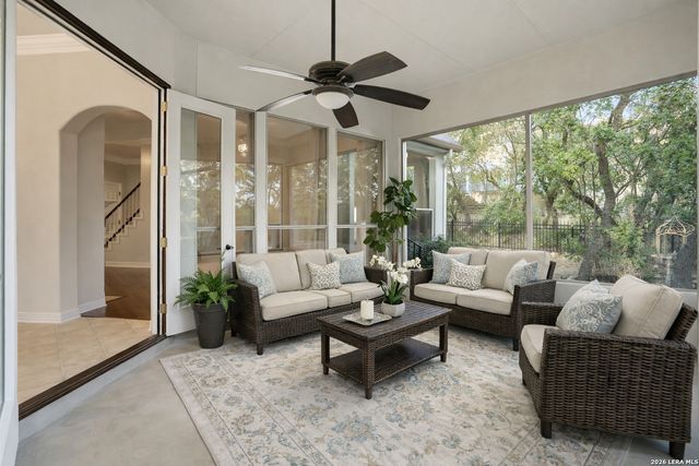 8218 PLUM VALLEY DR, San Antonio, TX 78255