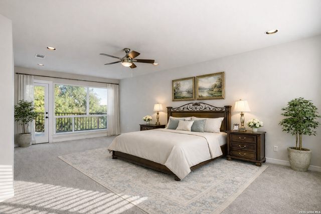 8218 PLUM VALLEY DR, San Antonio, TX 78255