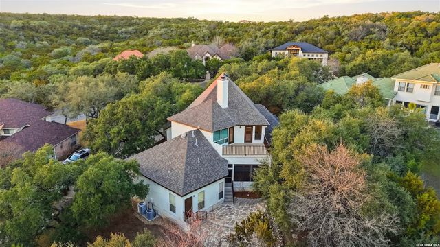 8218 PLUM VALLEY DR, San Antonio, TX 78255