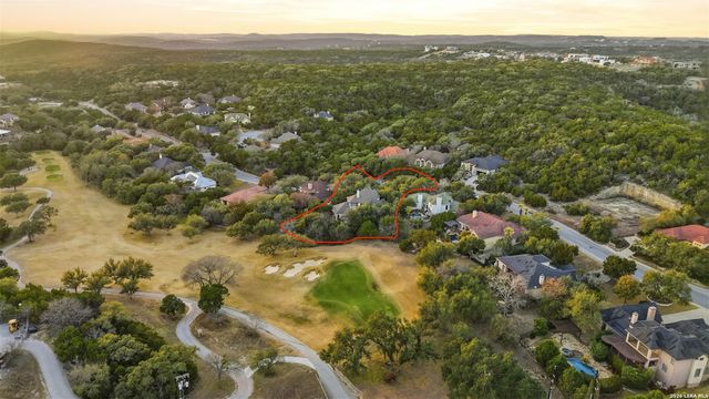 8218 PLUM VALLEY DR, San Antonio, TX 78255