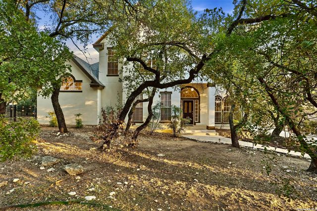 8218 PLUM VALLEY DR, San Antonio, TX 78255