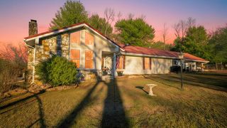 749 State Highway Hh, Alton, MO 65606