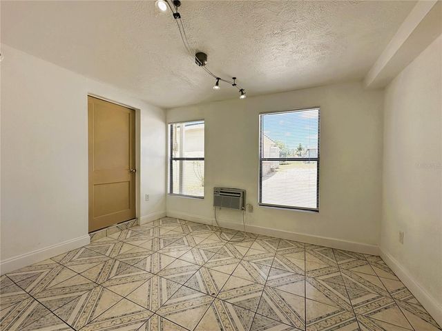 315 RIDGE MANOR DRIVE, Lake Wales, FL 33853