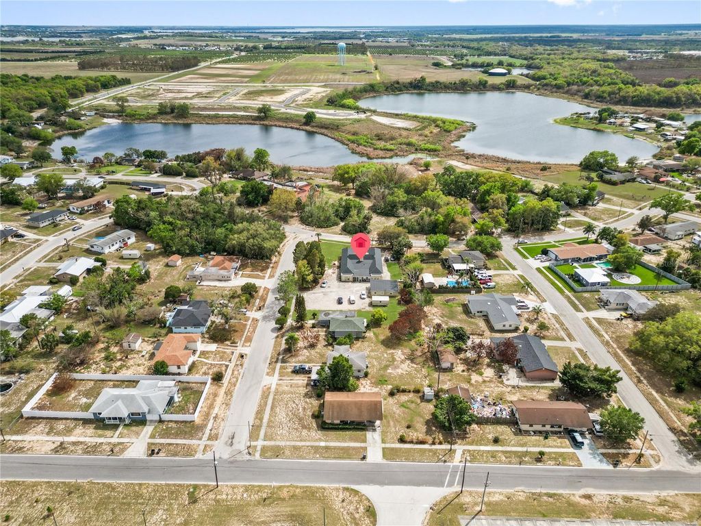 Image 23 of property listing at 315 RIDGE MANOR DRIVE, Lake Wales, FL 33853