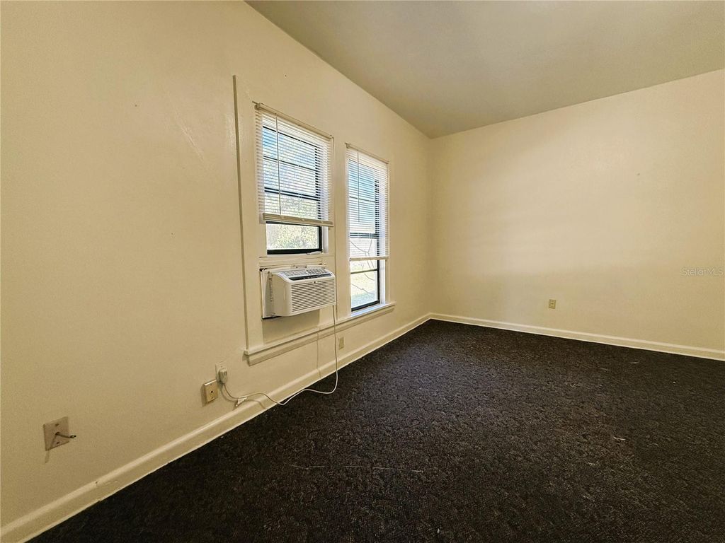 Image 38 of property listing at 315 RIDGE MANOR DRIVE, Lake Wales, FL 33853