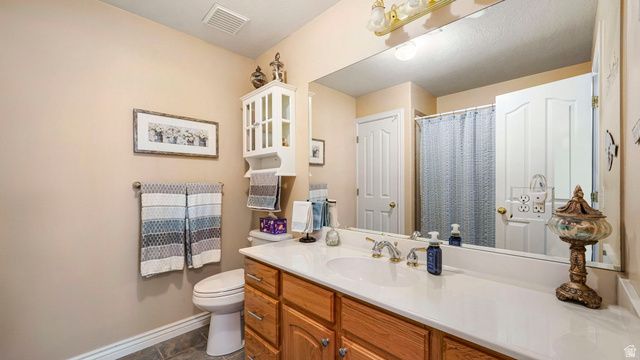 2286 E CEDAR DR, Eagle Mountain, UT 84005