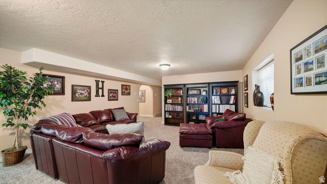2286 E CEDAR DR, Eagle Mountain, UT 84005